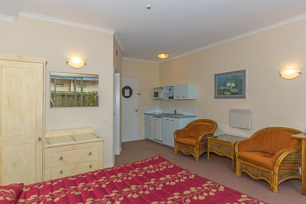 Fernhill Motor Lodge Lower Hutt Eksteriør billede